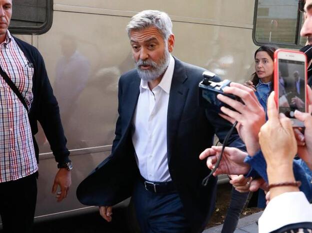 Locura en el centro de Madrid por la presencia de George Clooney