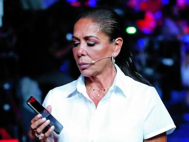 Isabel Pantoja: "Mi única preocupación es la salud de mi madre"