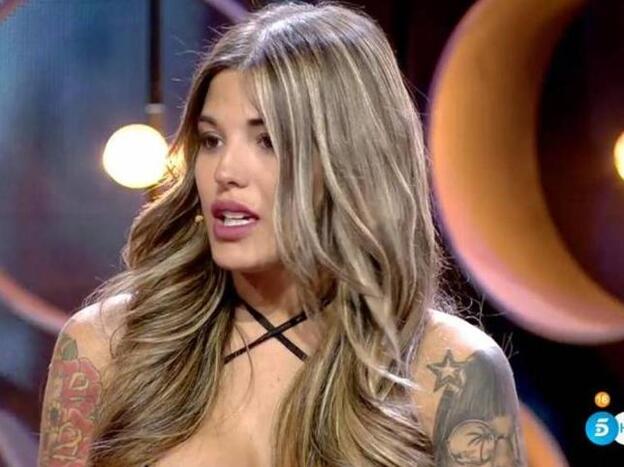 A Nuria MH se le escapa un pezón en plena gala de 'GH VIP 7'