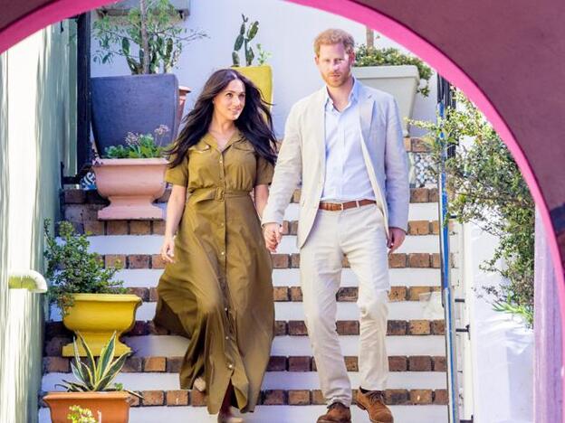 El durísimo comunicado del Príncipe Harry contra la prensa británica: "perdí a mi madre y ahora veo cómo mi mujer es víctima de las mismas fuezas"