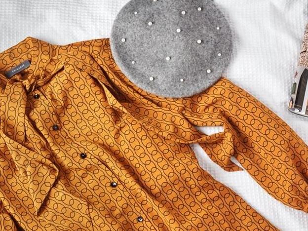 Primark tiene el vestido que mejor queda con botines cowboy (y su estampado es tendencia)