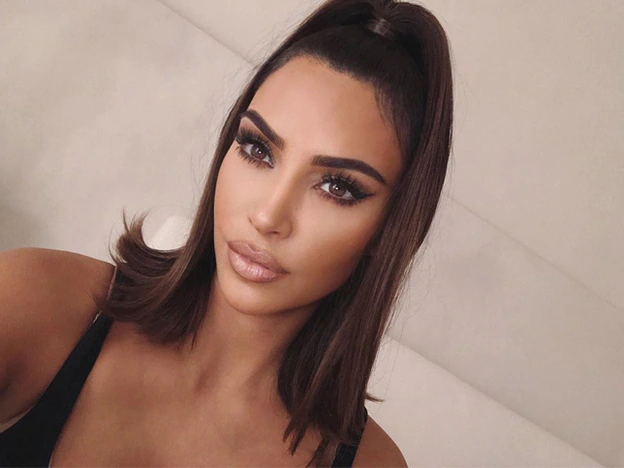 Te animas con el sencillo truco de maquillaje que utiliza Kim Kardashian  para eliminar sus ojeras? | Mujer Hoy