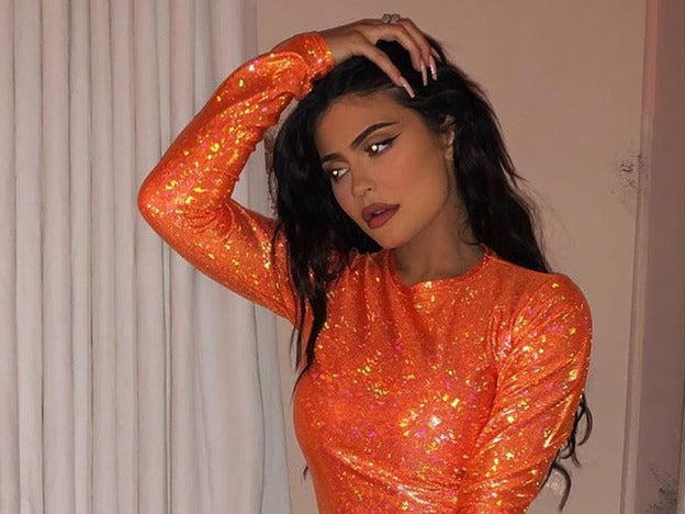 Sí, ¡Kylie Jenner se ha vuelto a hacer un cambio de look! Ahora luce un corte de pelo long bob