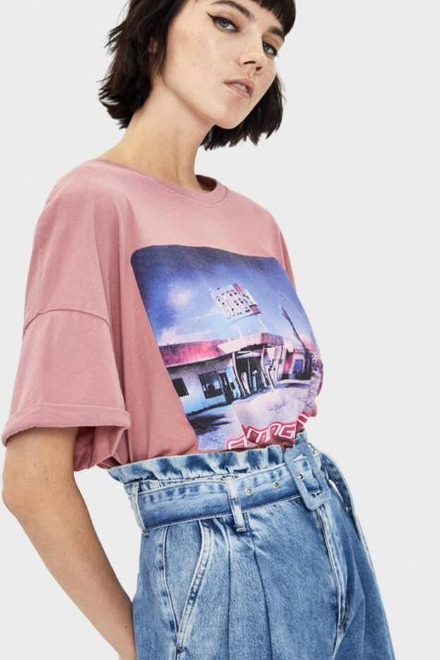 Con estos vaqueros de la nueva colección de Bershka te olvidarás de los pantalones de vestir