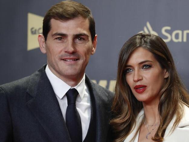 Iker Casillas y Sara Carbonero se rodean de su círculo más íntimo