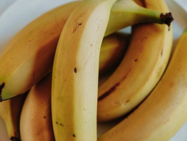 Razones por las que deberías comerte un plátano todos los días