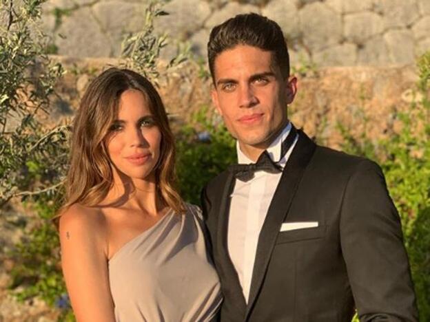 Marc Bartra y Melissa Jiménez, padres por tercera vez