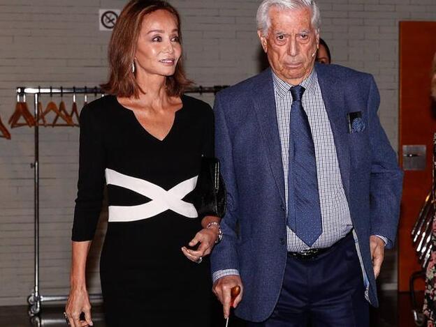 El problema de salud que obliga a Mario Vargas Llosa a usar bastón