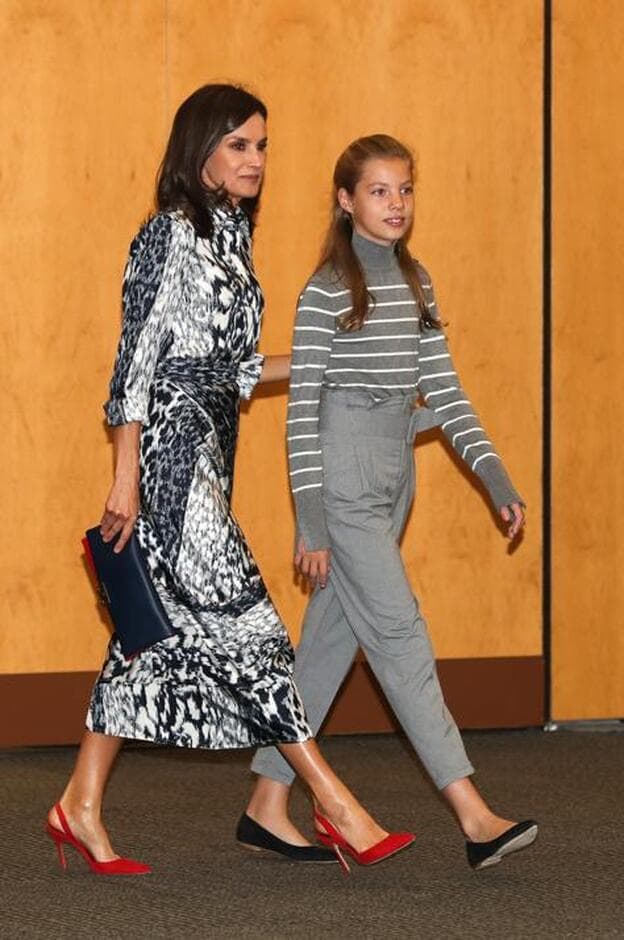 Los pantalones de Bershka menos de 12 euros de la Infanta Sofía | Mujer Hoy