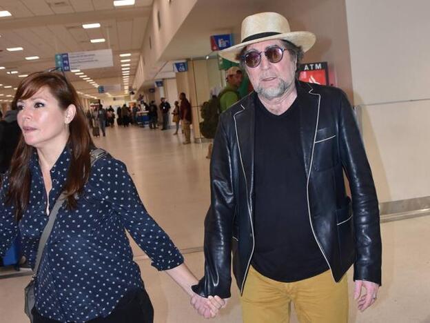 Joaquín Sabina se casa con Jimena Coronado