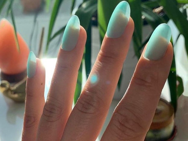 Uñas seaglass: las nuevas jelly nails para el otoño