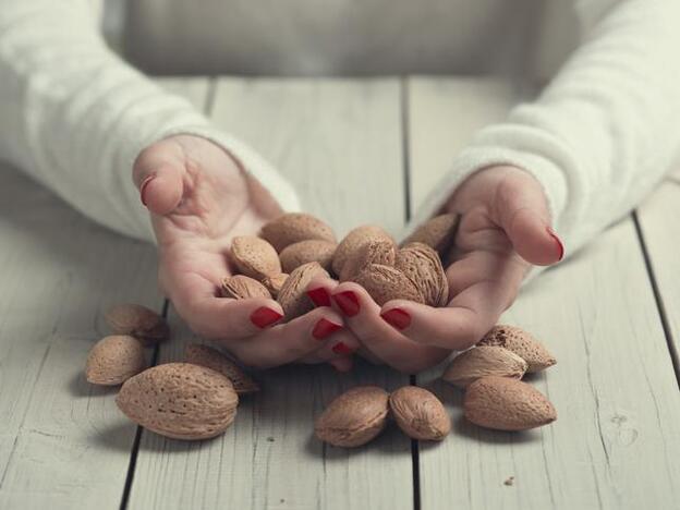 Frutos secos, pese a sus calorías es una opción saludable