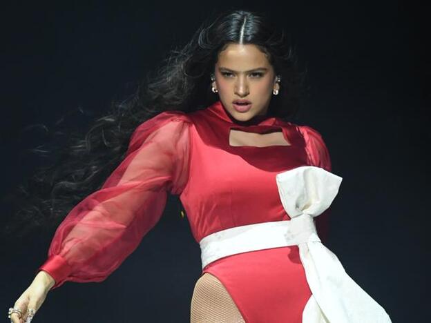 Rosalía tiene las claves para un look de maquillaje fácil y natural