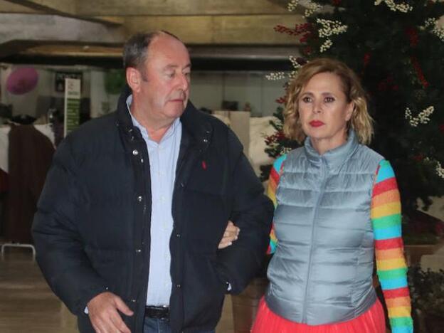 El novio de Ágatha Ruiz de la Prada, pillado con una ex de Kiko Rivera