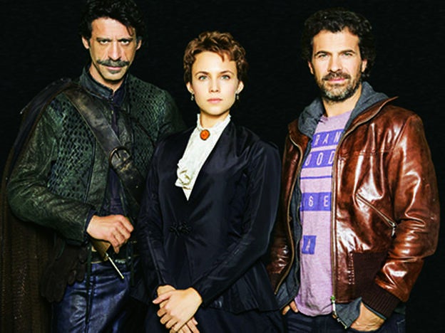 Cinco series de viajes en el tiempo, por Jorge Carrión