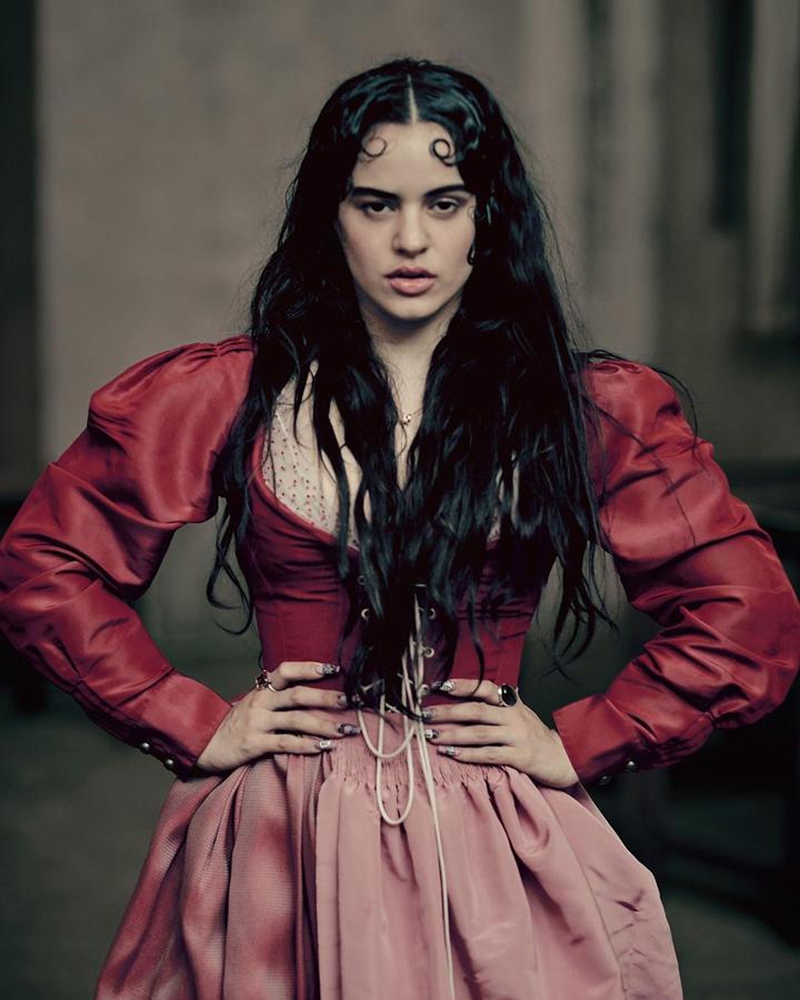 Rosalía, la Julieta española del Calendario Pirelli 2020