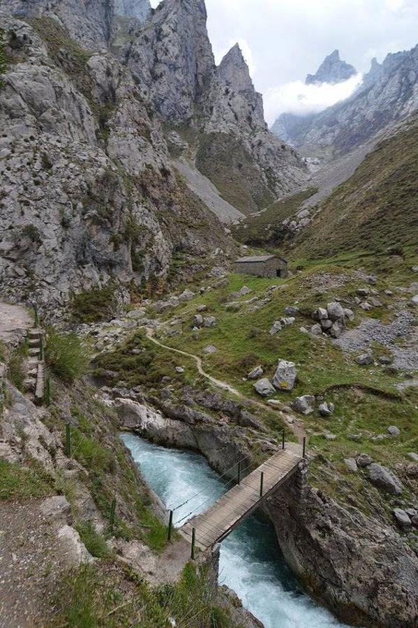 El chorco de los lobos, León