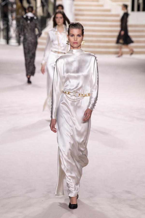 Los 15 looks más bonitos del desfile Metiers d'Art de Chanel