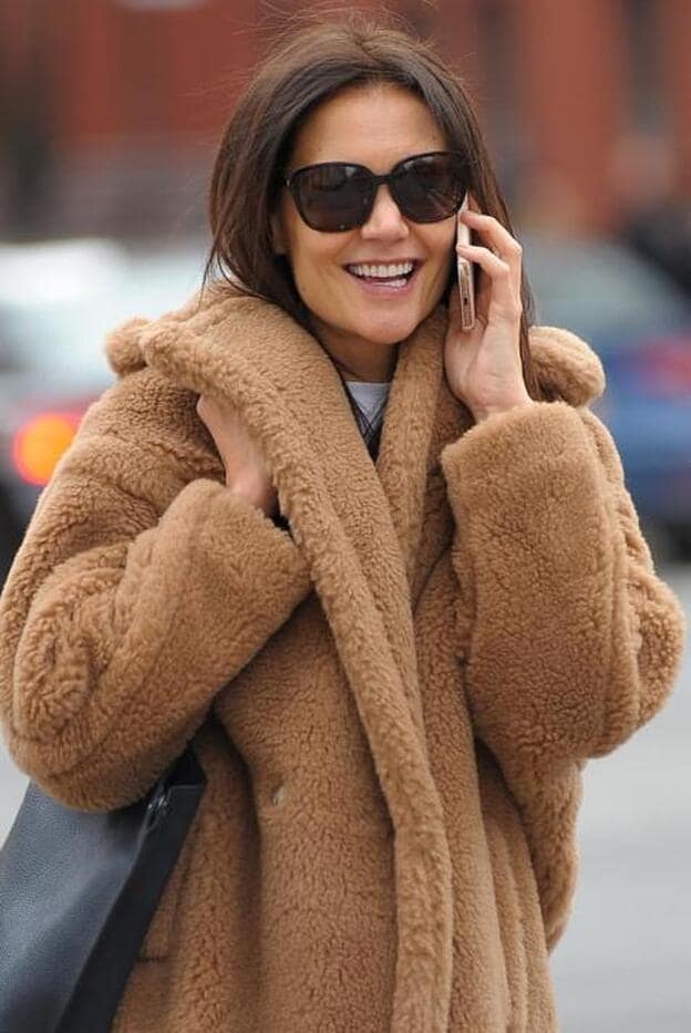 Tres abrigos de pelo copiar el look tendencia Katie Holmes | Mujer Hoy