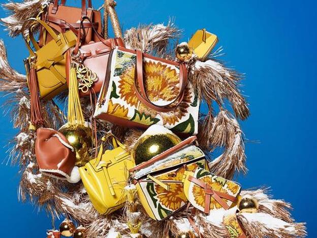 La colección cápsula de Loewe que arrasará esta Navidad