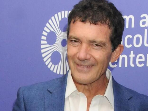 La sorpresa de Antonio Banderas a Ana Guerra y a Cepeda