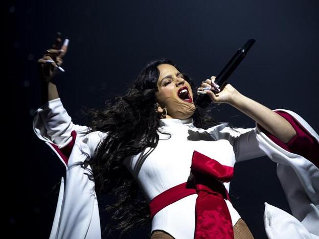 ¿Por qué se codea Rosalía de repente con las estrellas internacionales más importantes?