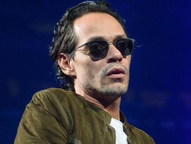 Se incendia el yate de Marc Anthony