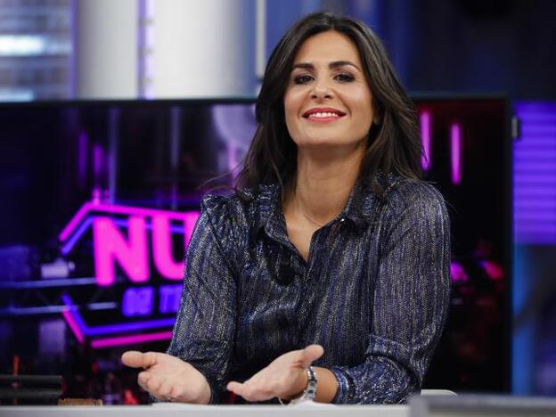 Nuria Roca tiene el pantalón más cómodo para una escapada de fin de semana (y no son unas leggings)
