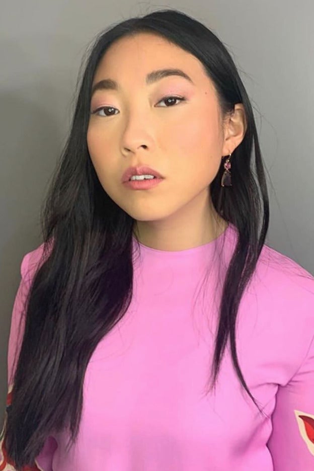 Las melenas largas se llevarán enteras, sin capas, como la de Awkwafina.