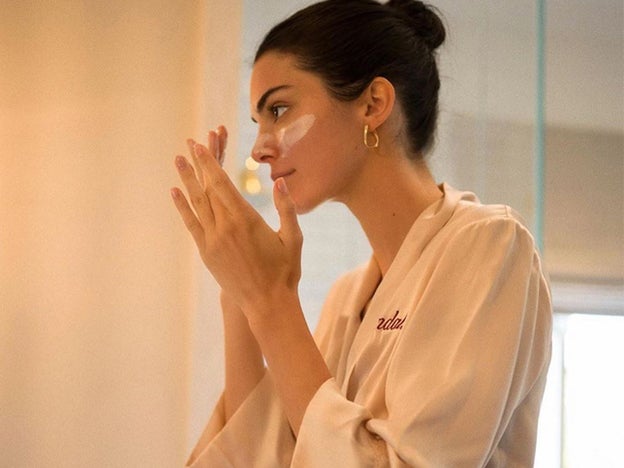 ¡Granos a los 40! Cómo combatir el acné adulto