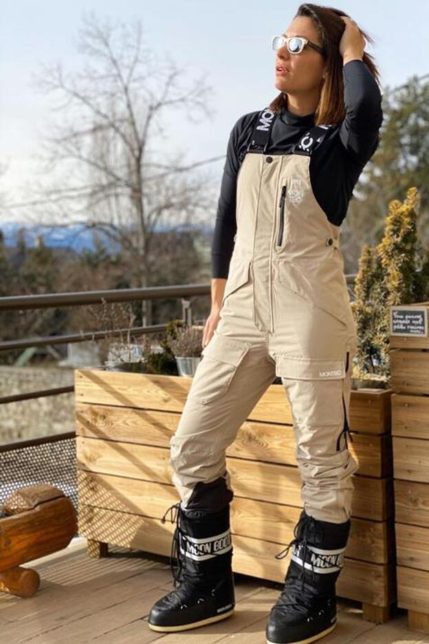 Nagore Robles tiene los estilismos que necesitas si vas a esquiar este invierno