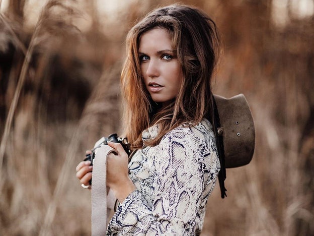 Honey brown: la coloración más cálida del invierno