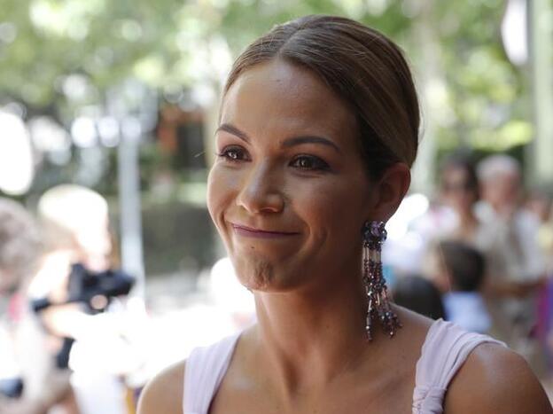 El posado a lo 'American Beauty' de Tamara Gorro para agradecer las felicitaciones de cumpleaños