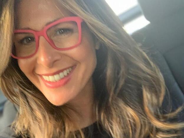 El look de Nuria Roca en El Hormiguero con pantalones de lentejuelas que ha criticado Pablo Motos