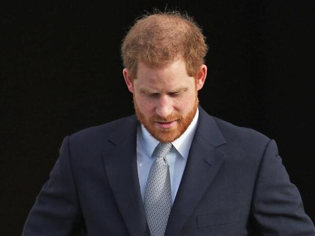 El príncipe Harry explica en un comunicado por qué deja la familia real y sus consecuencias