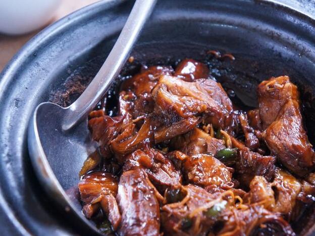 Por qué es buena idea hacerte con una olla de cocción lenta