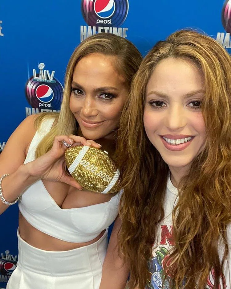 Jennifer Lopez y Shakira calientan las redes antes de la Super Bowl 2020