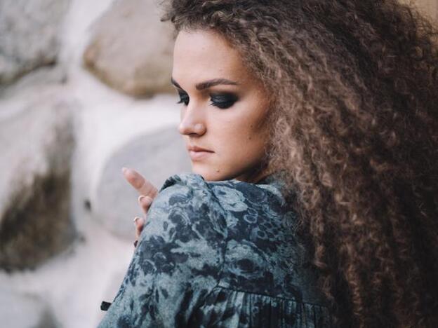 Si tienes el pelo seco, el aloe vera va a ser tu mejor aliado para recuperar el brillo