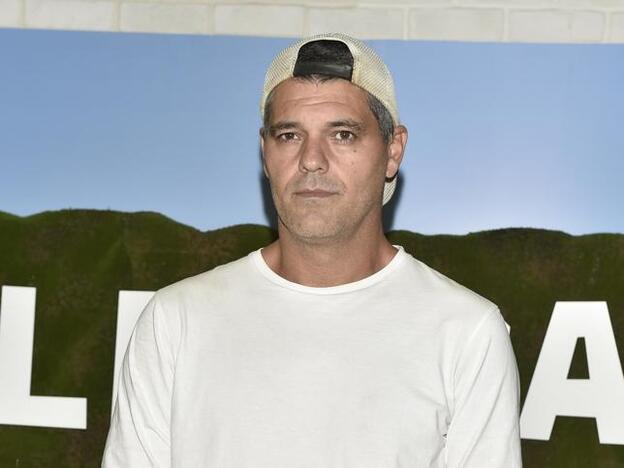 La denuncia pública de Frank Cuesta por la retirada de su vídeo desnudo de las redes sociales