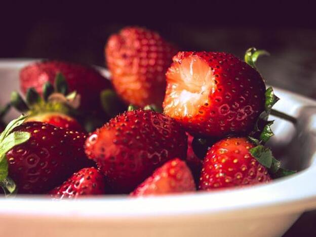 Alimentos que pueden ayudar a recuperarte de una ruptura, según la ciencia