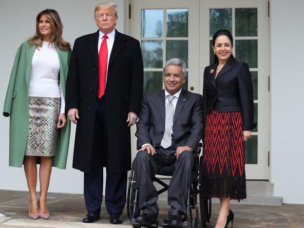 Hay que reconocerlo, queremos este abrigo verde de Melania Trump en nuestro armario