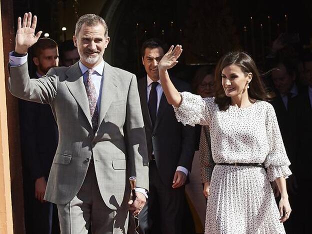 Zara lanza un vestido negro tan elegante que parece de lujo