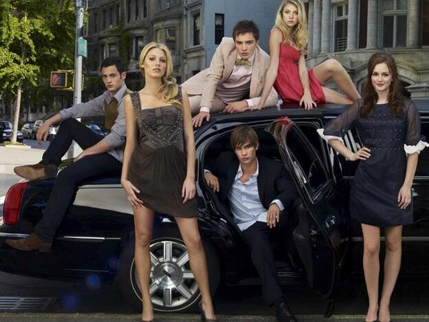 La foto promocional de Gossip Girl tiene un detalle 'royal' que te va a sorprender (dos palabras: Victoria Federica)