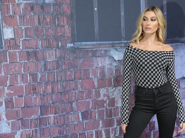 Hailey Bieber se vuelve a vestir de novia y apuesta por una firma que Beyoncé adora