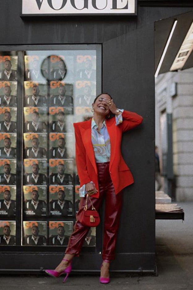 No vamos a olvidar la lección de color que nos da este look de Paula Ordovás