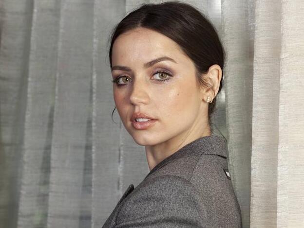 Ana de Armas y los miedos de rodearse de estrellas de Hollywood