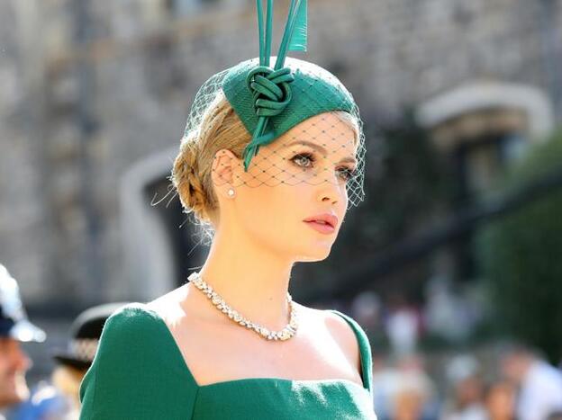 Kitty Spencer ya no copia a Lady Di, ahora prefiere el estilo Kardashian