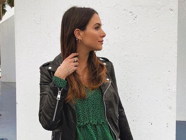 Rocío Osorno se ha hecho con el vestido más cómodo e ideal para el entretiempo