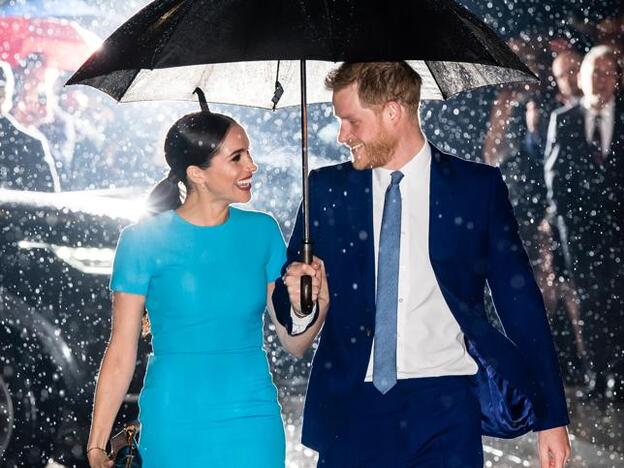 La reaparición estelar de Harry y Meghan Markle y la sorpresa que escondía su vestido
