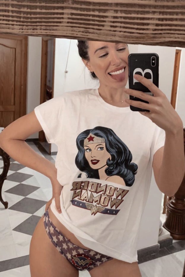 Queremos toda la ropa interior Wonder Woman que llevan Teresa Bass y Dulceida